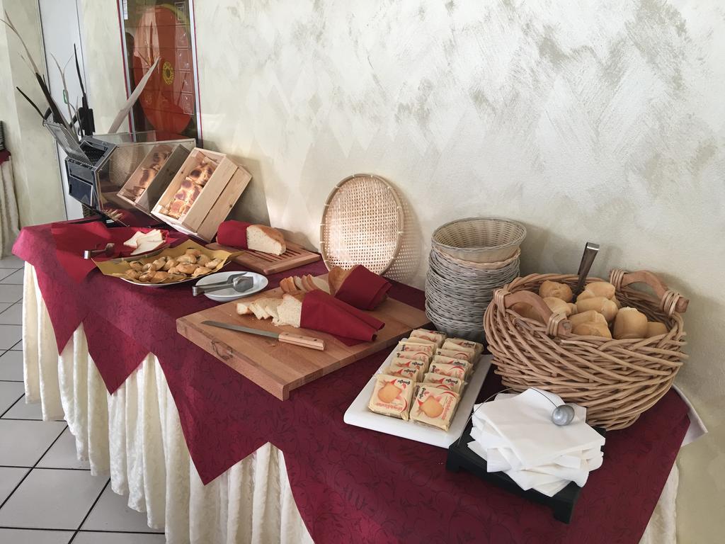 Hotel Fantasy Rimini Dış mekan fotoğraf
