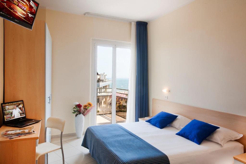 Hotel Fantasy Rimini Dış mekan fotoğraf