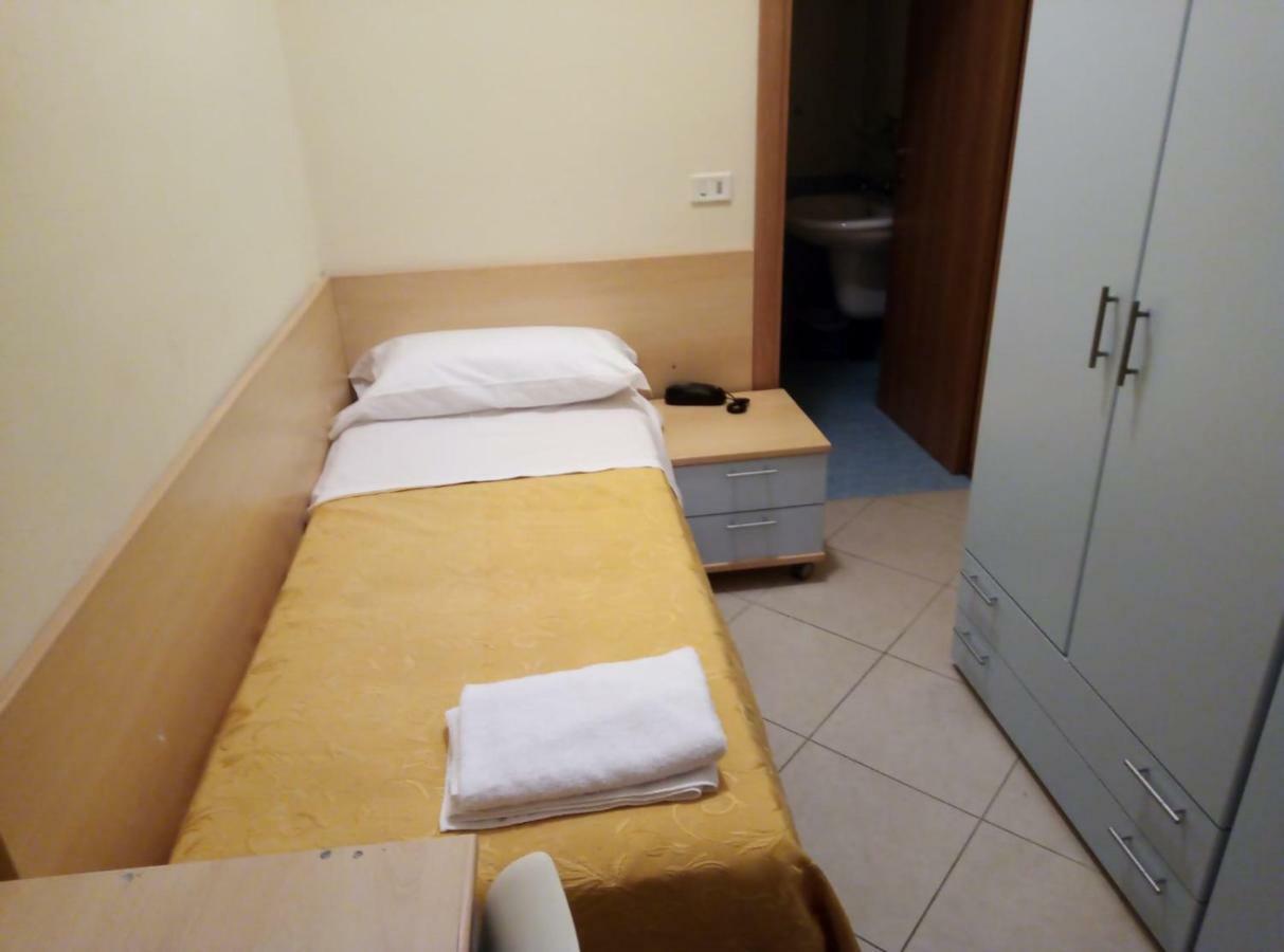 Hotel Fantasy Rimini Dış mekan fotoğraf