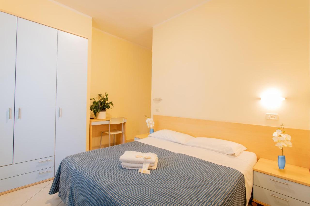 Hotel Fantasy Rimini Dış mekan fotoğraf